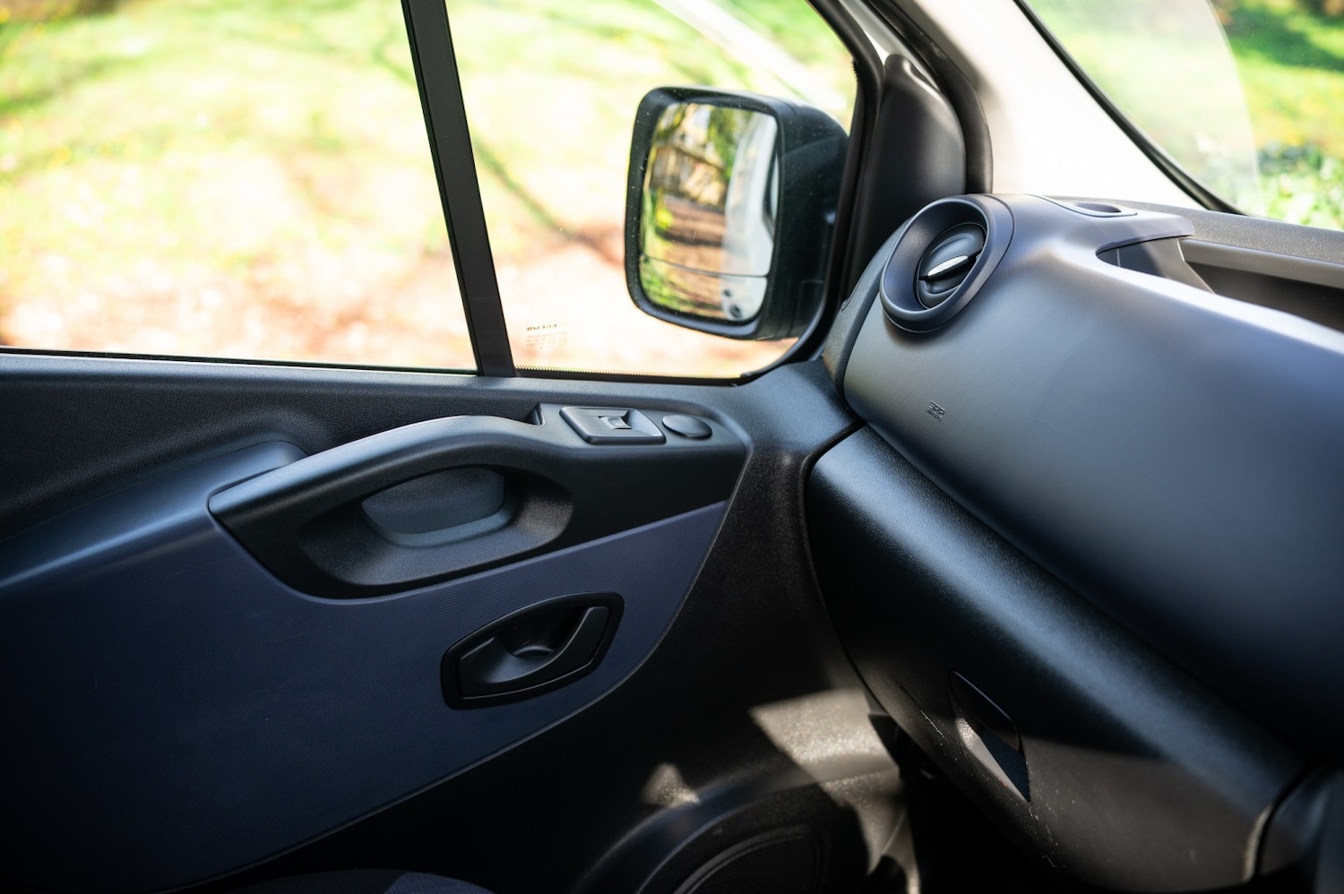 Used Vauxhall Vivaro 2018 for sale - 77938128: Photo 30