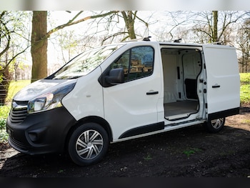 Used Vauxhall Vivaro 2018 for sale - 77938128: Photo