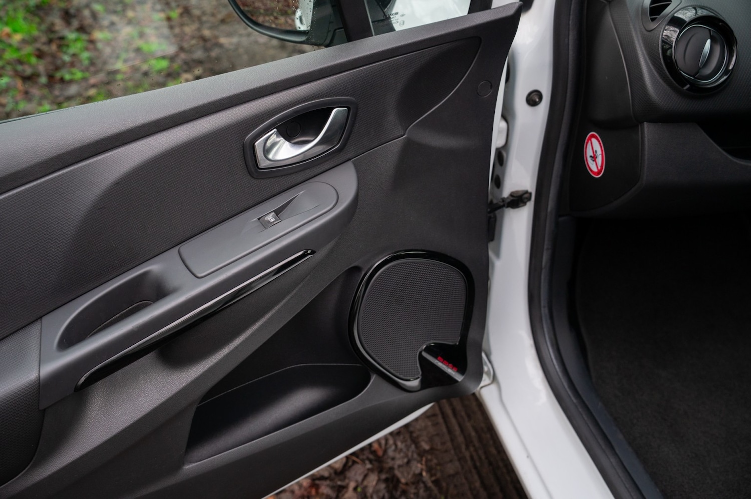 Used Renault Clio 2015 for sale - 77189218: Photo 37