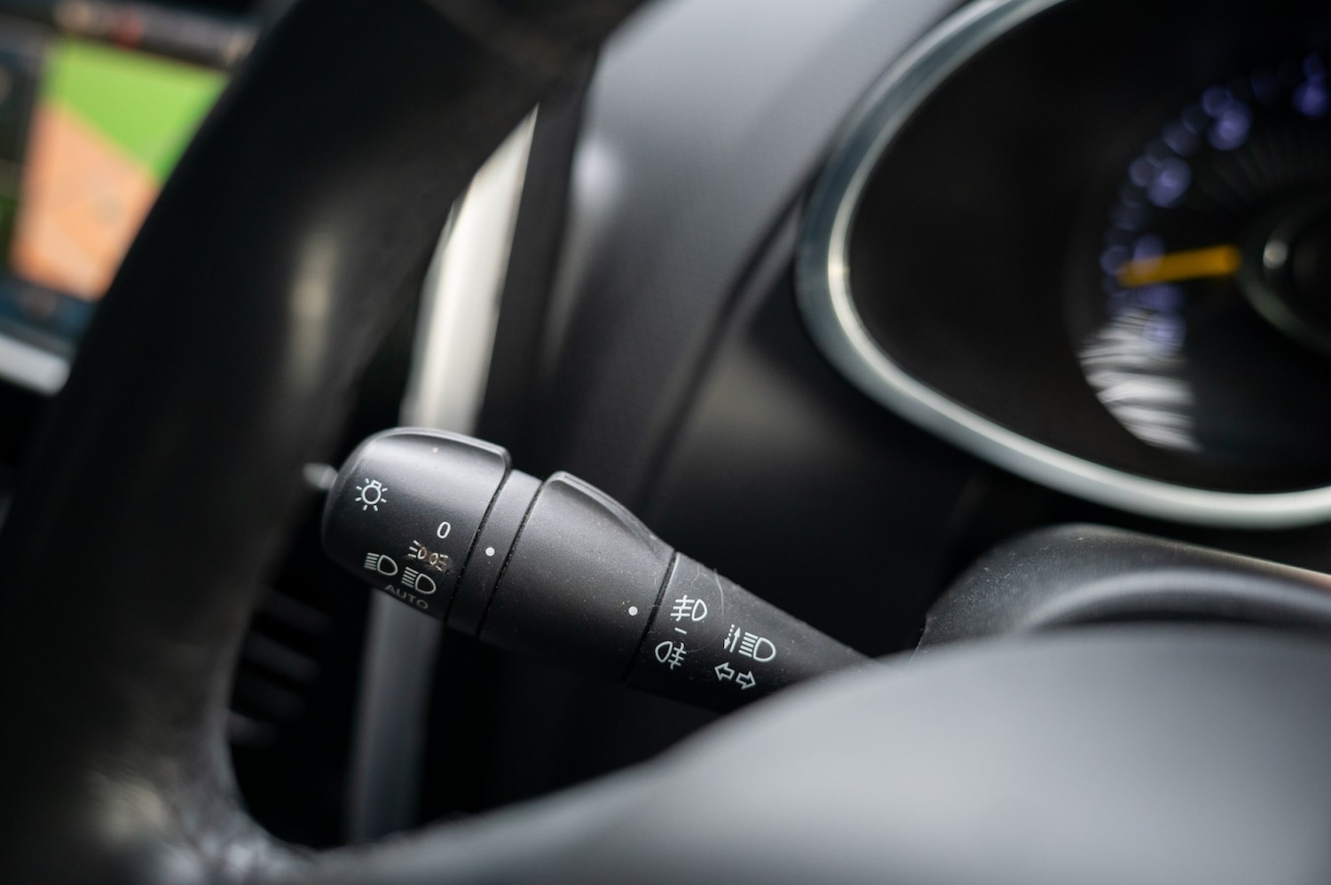 Used Renault Clio 2015 for sale - 77189218: Photo 42