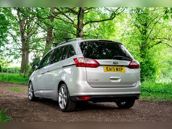 Used Ford Grand C-Max 2013 for sale - 78502605: Photo