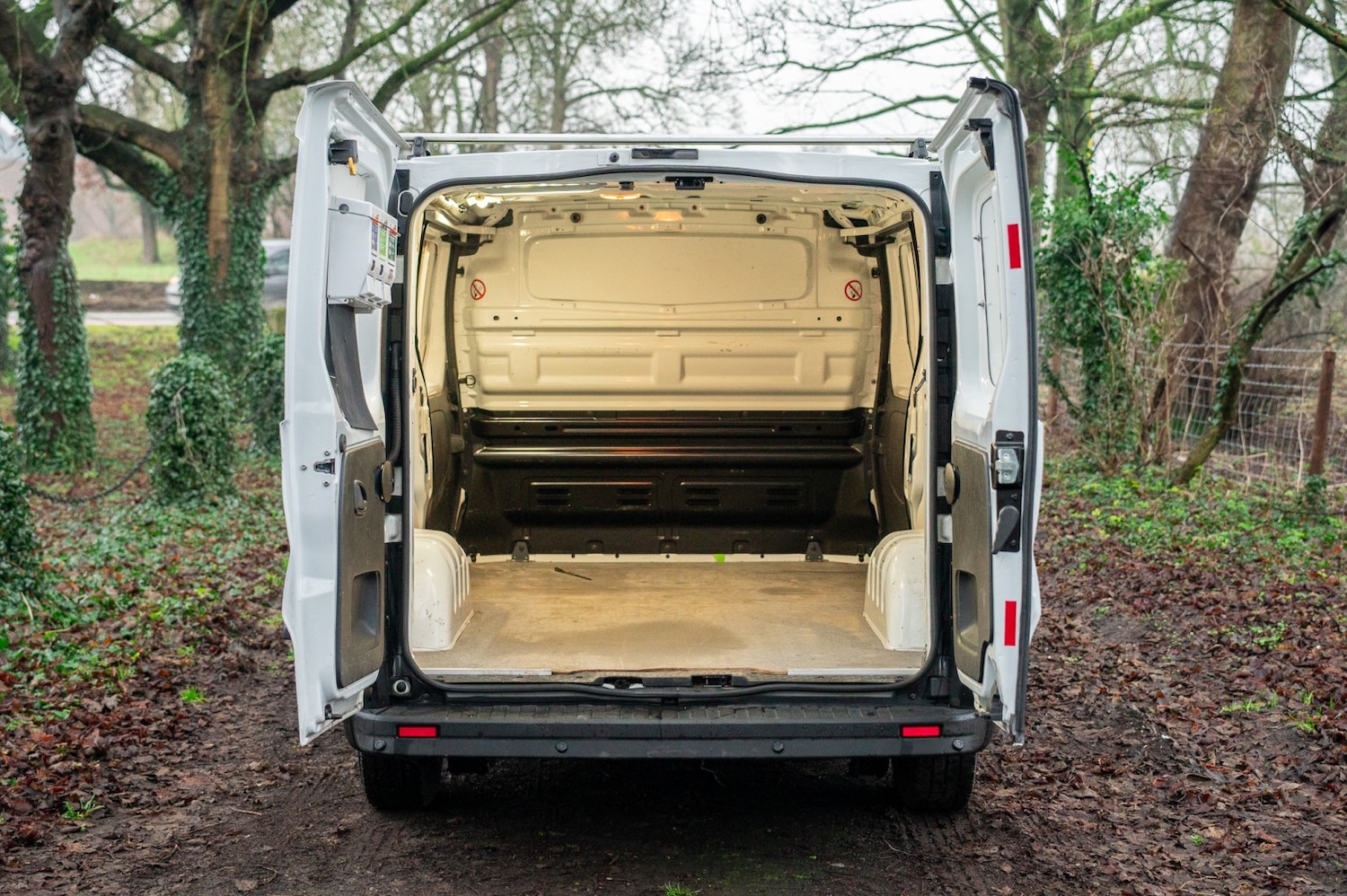 Used Vauxhall Vivaro 2016 for sale - 77251209: Photo 11