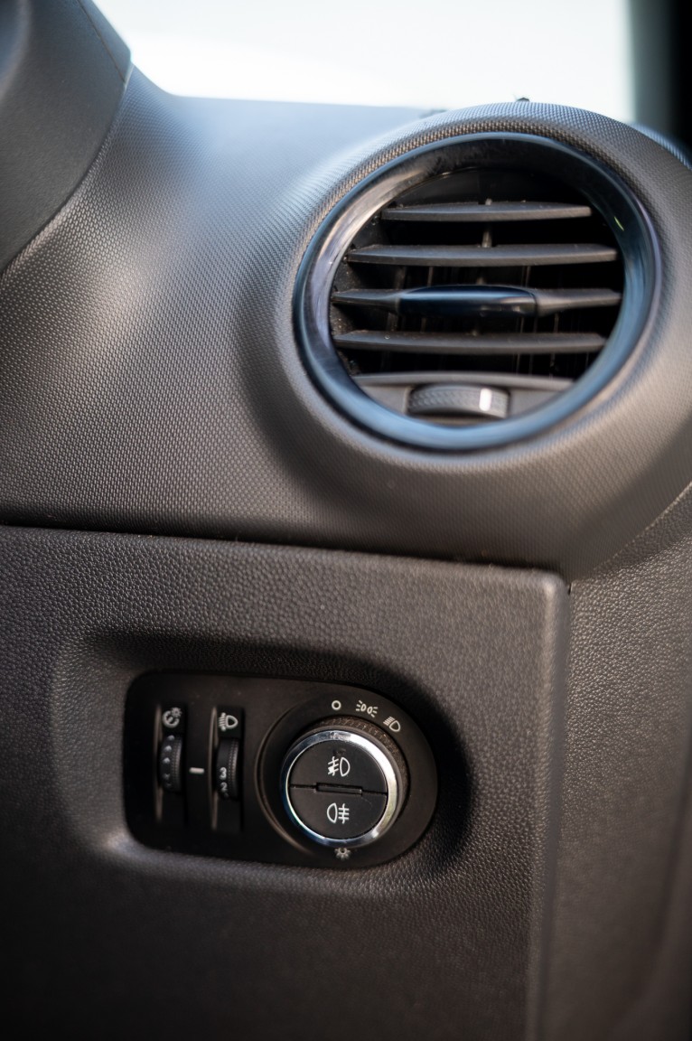 Used Vauxhall Corsa Van 2014 for sale - 77038946: Photo 23