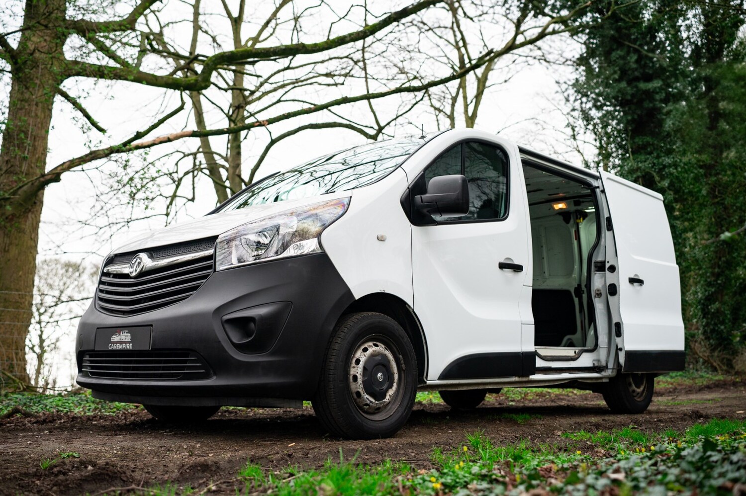 Used Vauxhall Vivaro 2016 for sale - 77880959: Photo 3