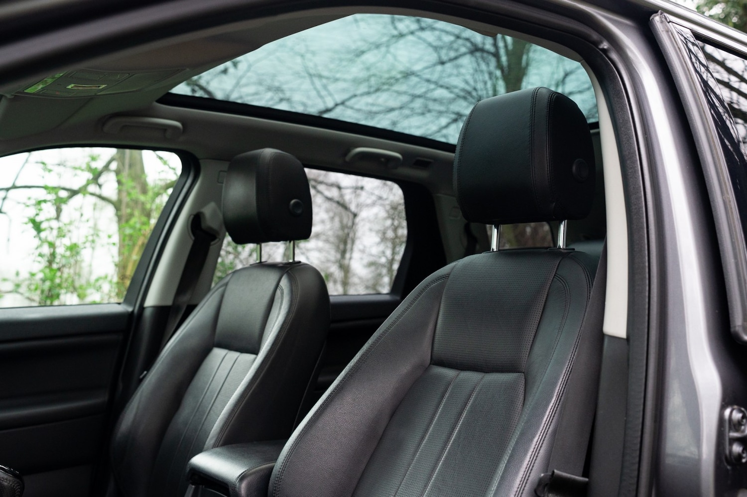 Used Land Rover Discovery Sport 2017 for sale - 77968693: Photo 13