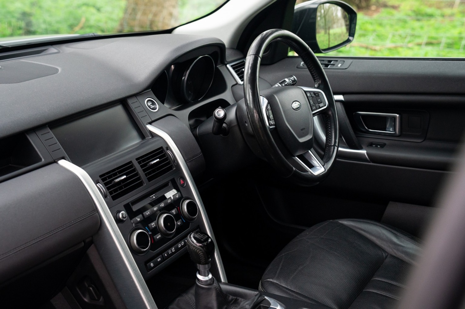 Used Land Rover Discovery Sport 2017 for sale - 77968693: Photo 40