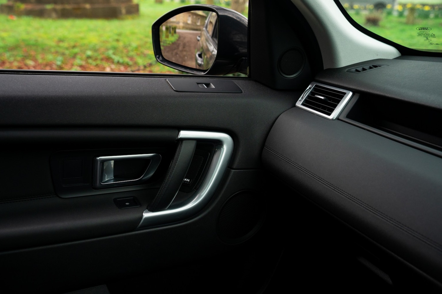 Used Land Rover Discovery Sport 2017 for sale - 77968693: Photo 45