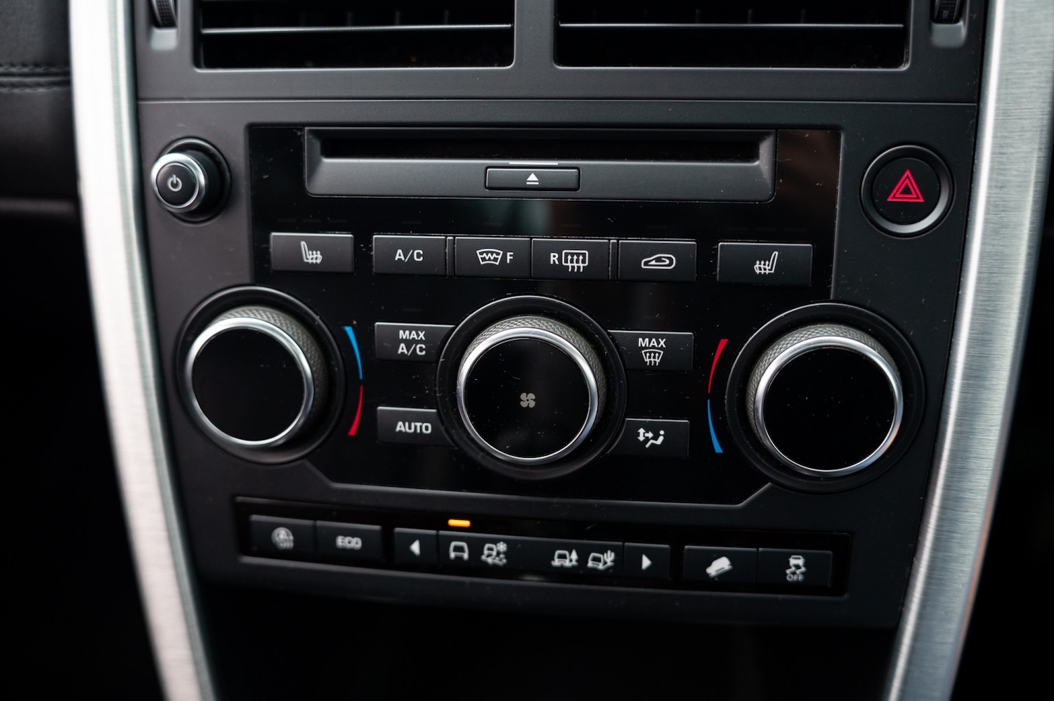 Used Land Rover Discovery Sport 2017 for sale - 77968693: Photo 50