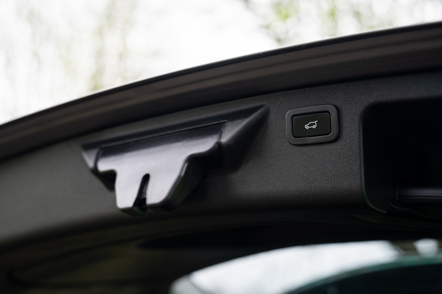 Used Land Rover Discovery Sport 2017 for sale - 77968693: Photo 9