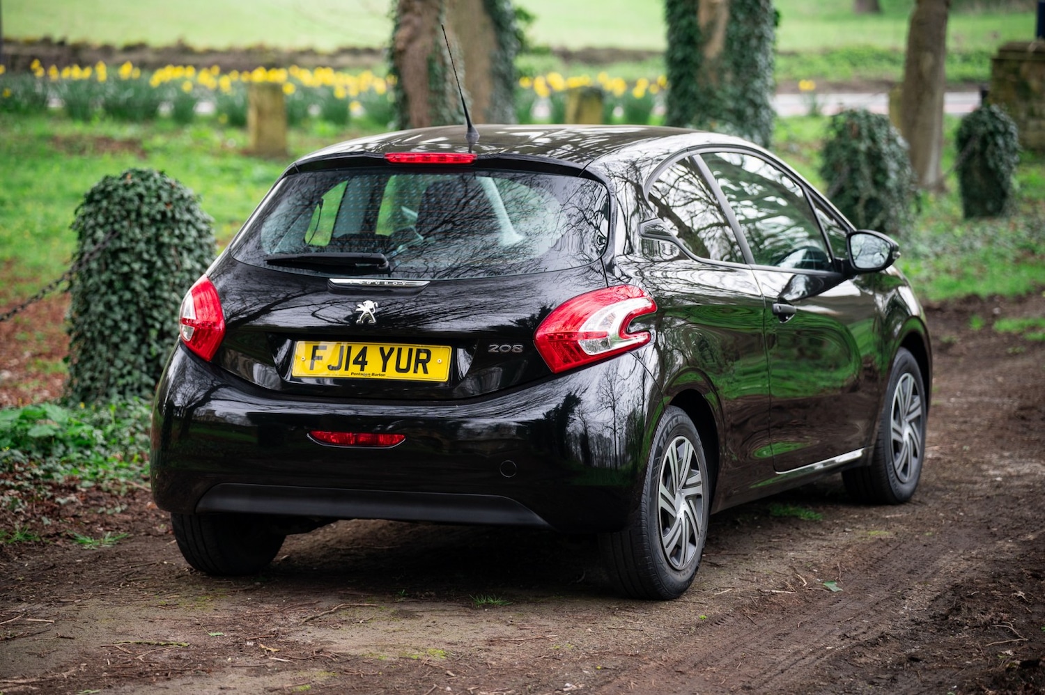 Used Peugeot 208 2014 for sale - 77968670: Photo 13