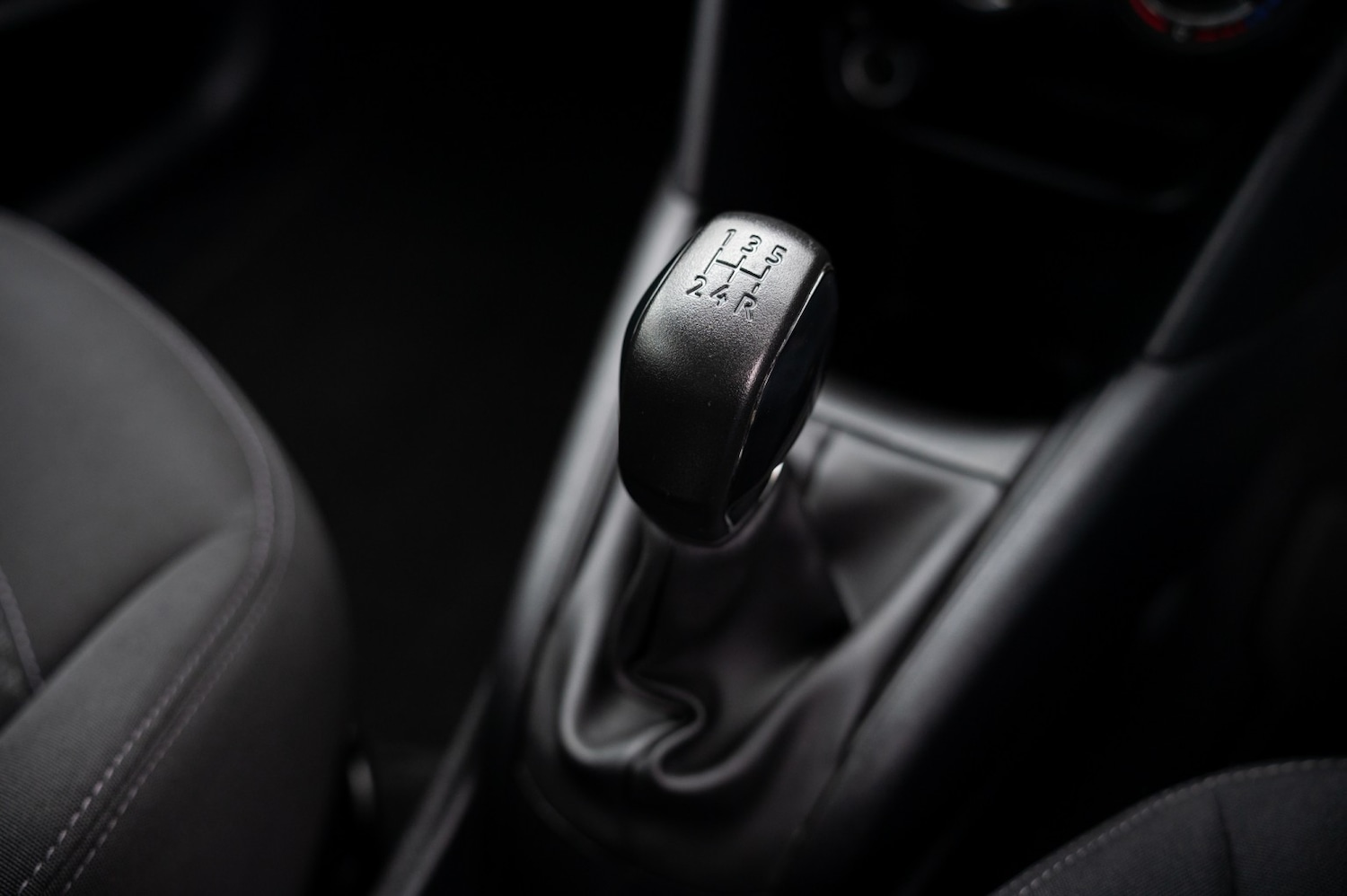 Used Peugeot 208 2014 for sale - 77968670: Photo 30