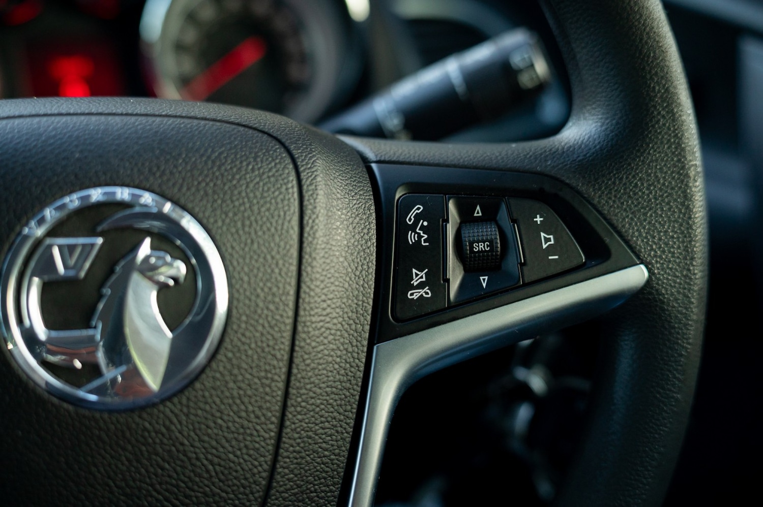 Used Vauxhall Astra 2014 for sale - 77092128: Photo 38