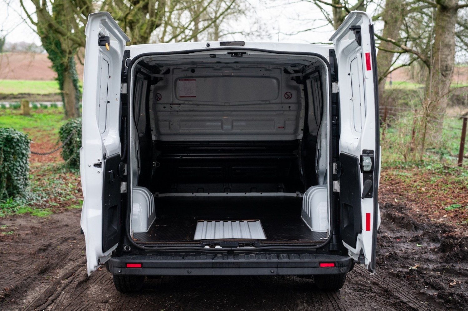 Used Vauxhall Vivaro 2018 for sale - 77707156: Photo 12