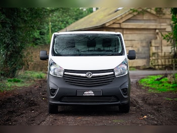 Used Vauxhall Vivaro 2018 for sale - 77707156: Photo
