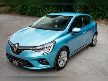 Used Renault Clio 2020 for sale - 79539558: Photo