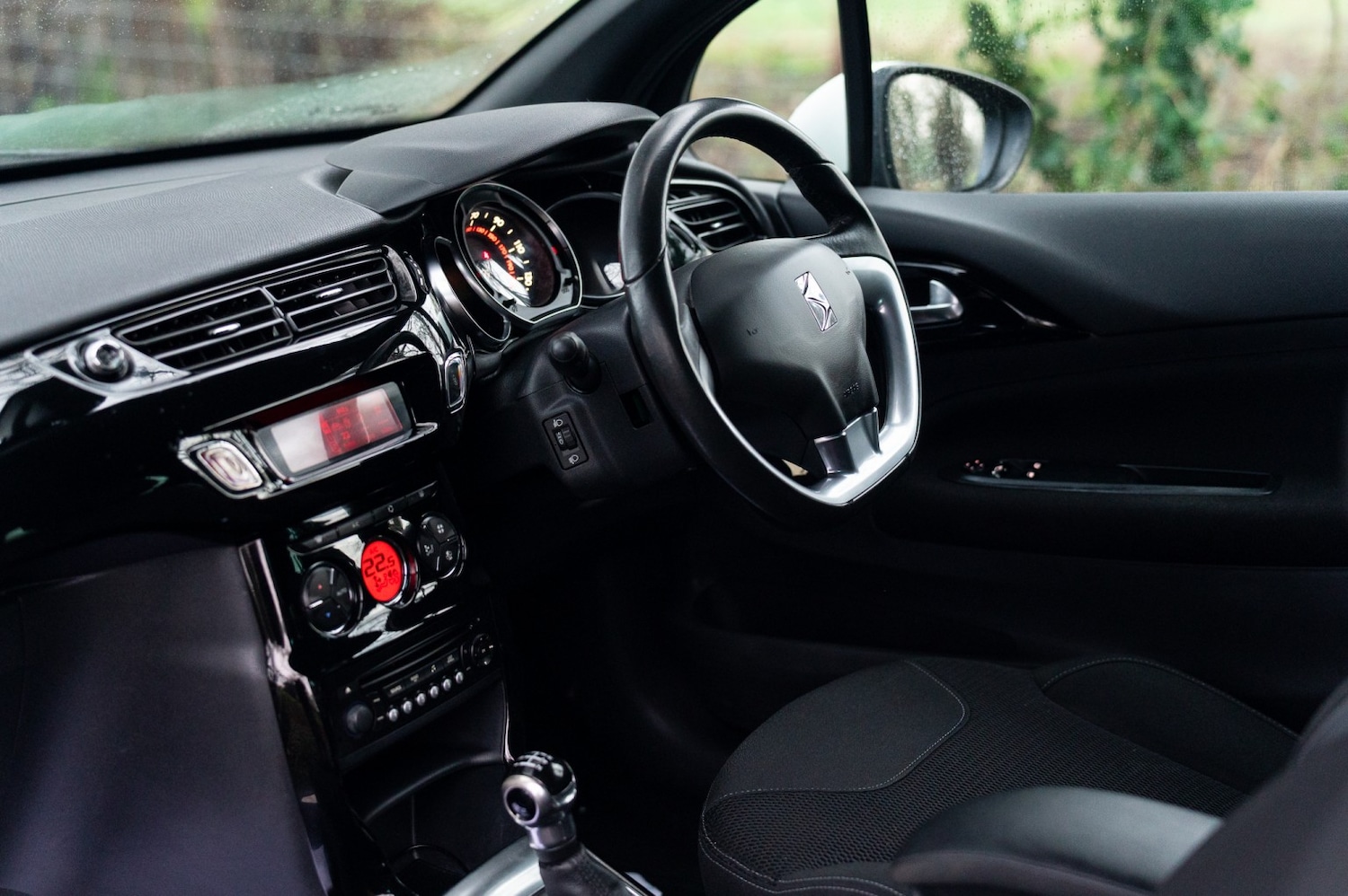 Used Citroen DS3 2013 for sale - 77536000: Photo 30