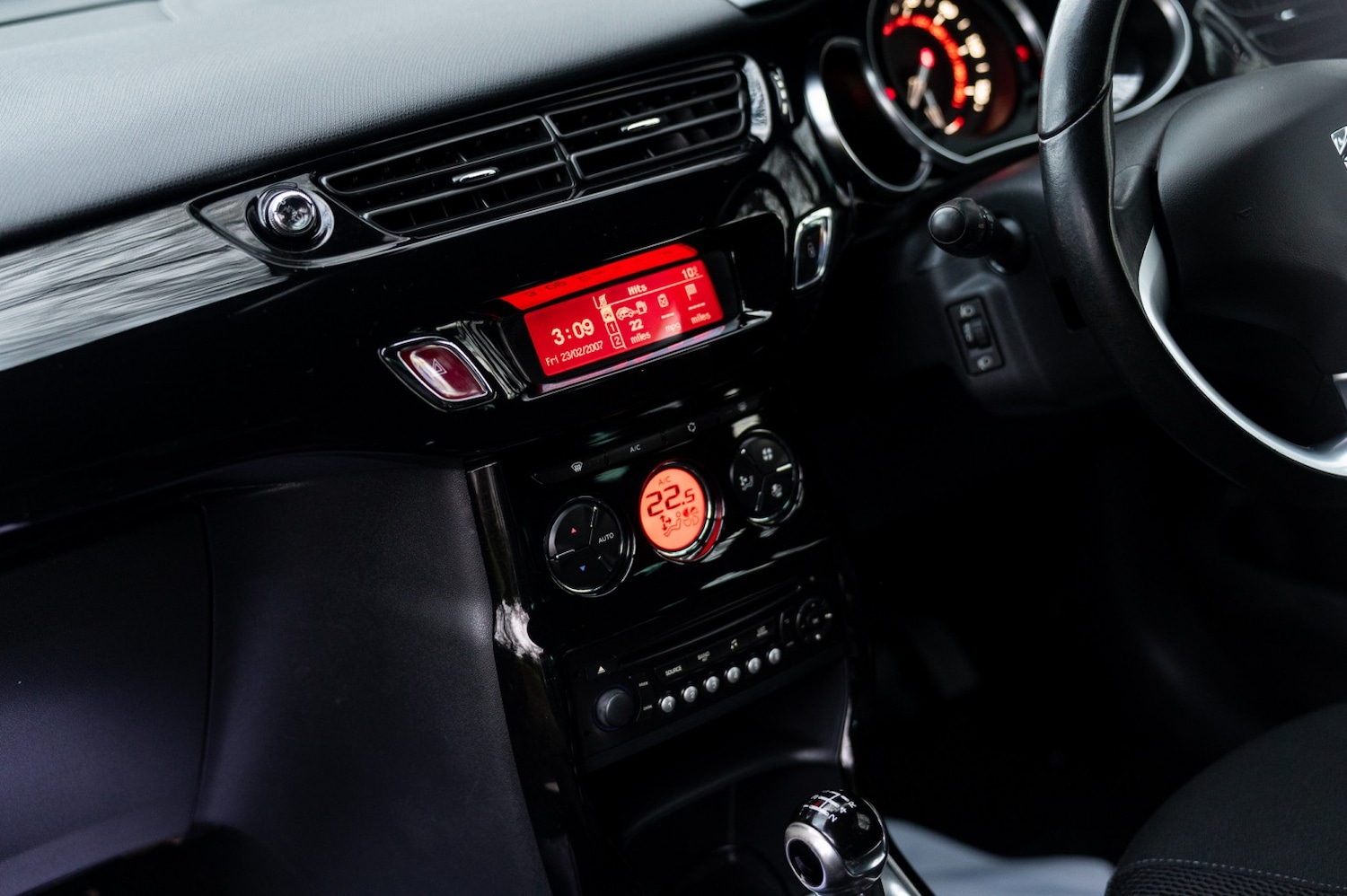 Used Citroen DS3 2013 for sale - 77536000: Photo 31