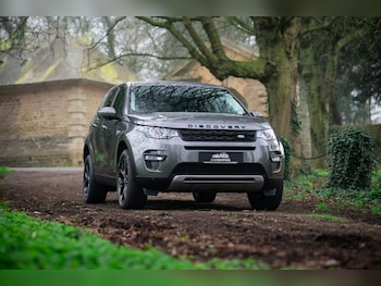 Used Land Rover Discovery Sport 2017 for sale - 78553551: Photo