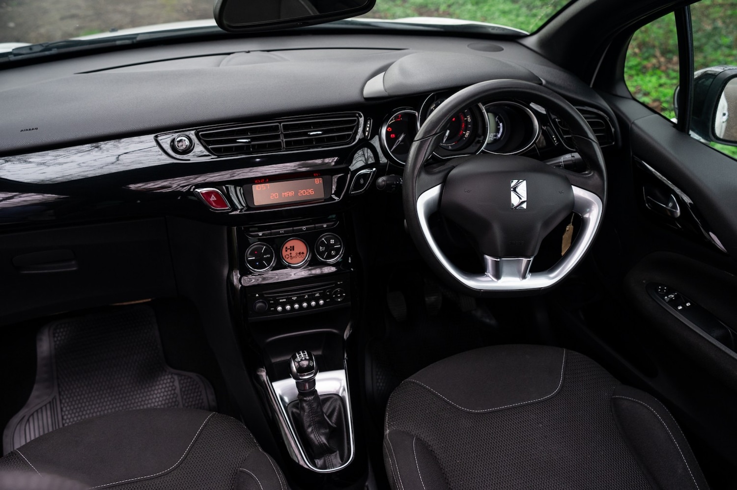 Used Citroen DS3 2013 for sale - 77977165: Photo 32