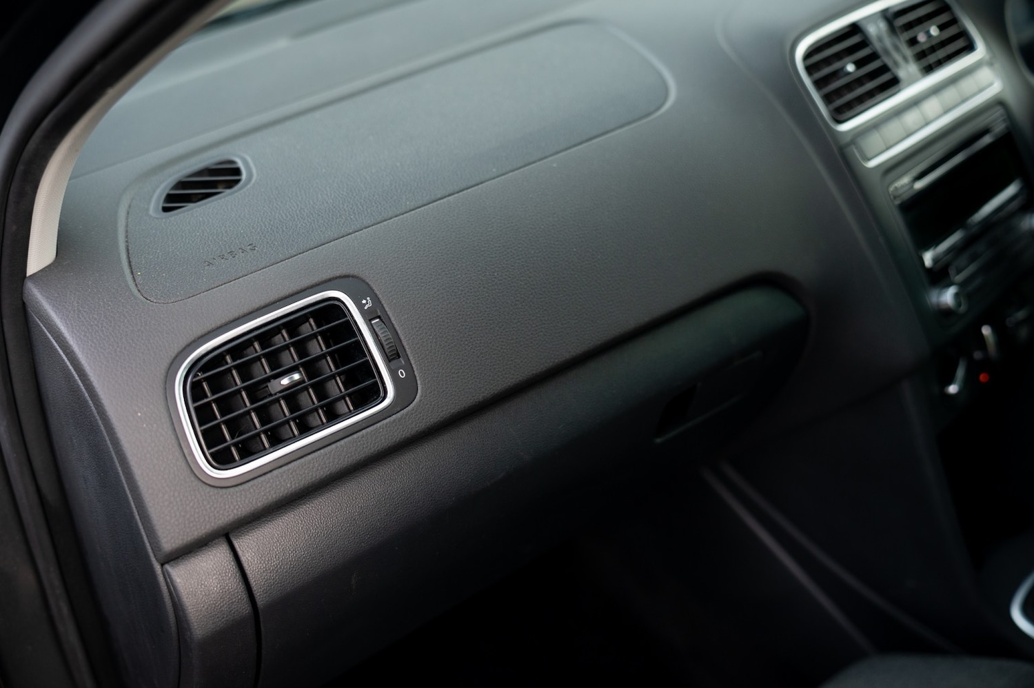 Used Volkswagen Polo 2013 for sale - 77584522: Photo 33