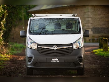 Used Vauxhall Vivaro 2018 for sale - 78553300: Photo