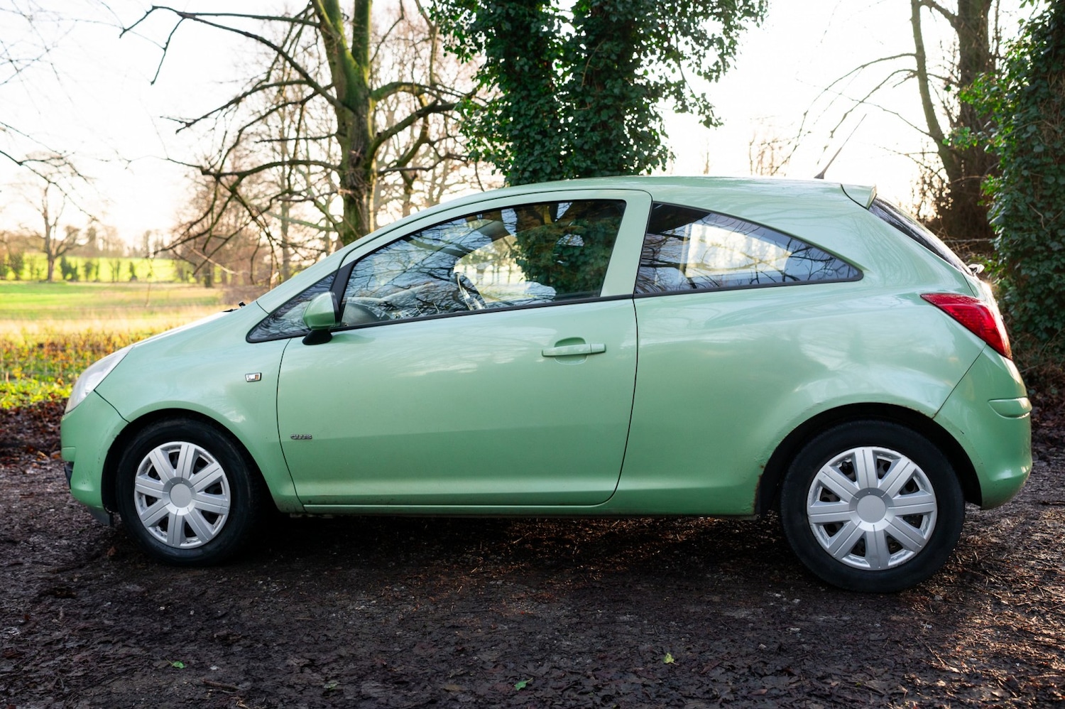Used Vauxhall Corsa 2009 for sale - 77038880: Photo 9