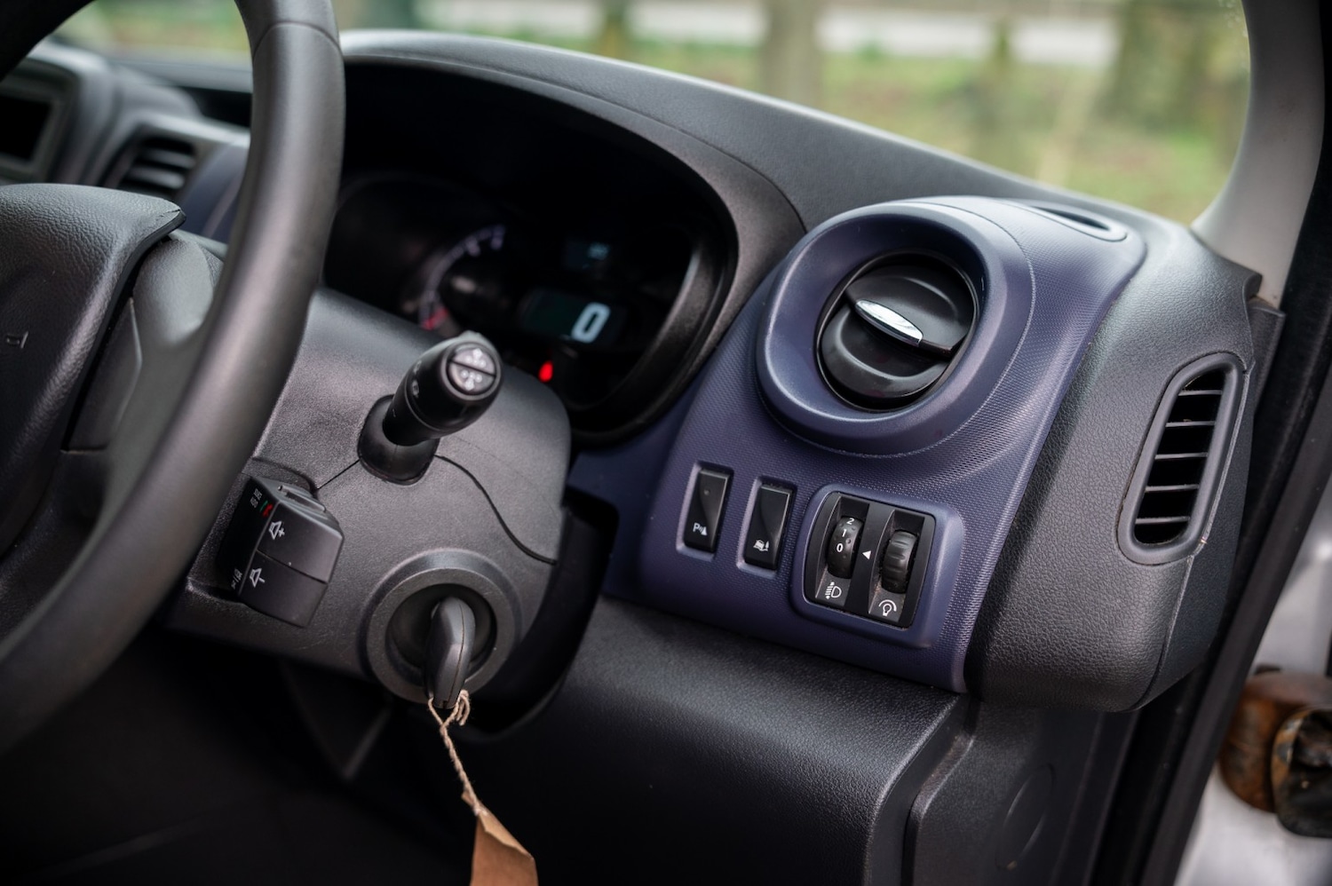 Used Vauxhall Vivaro 2017 for sale - 77595488: Photo 25