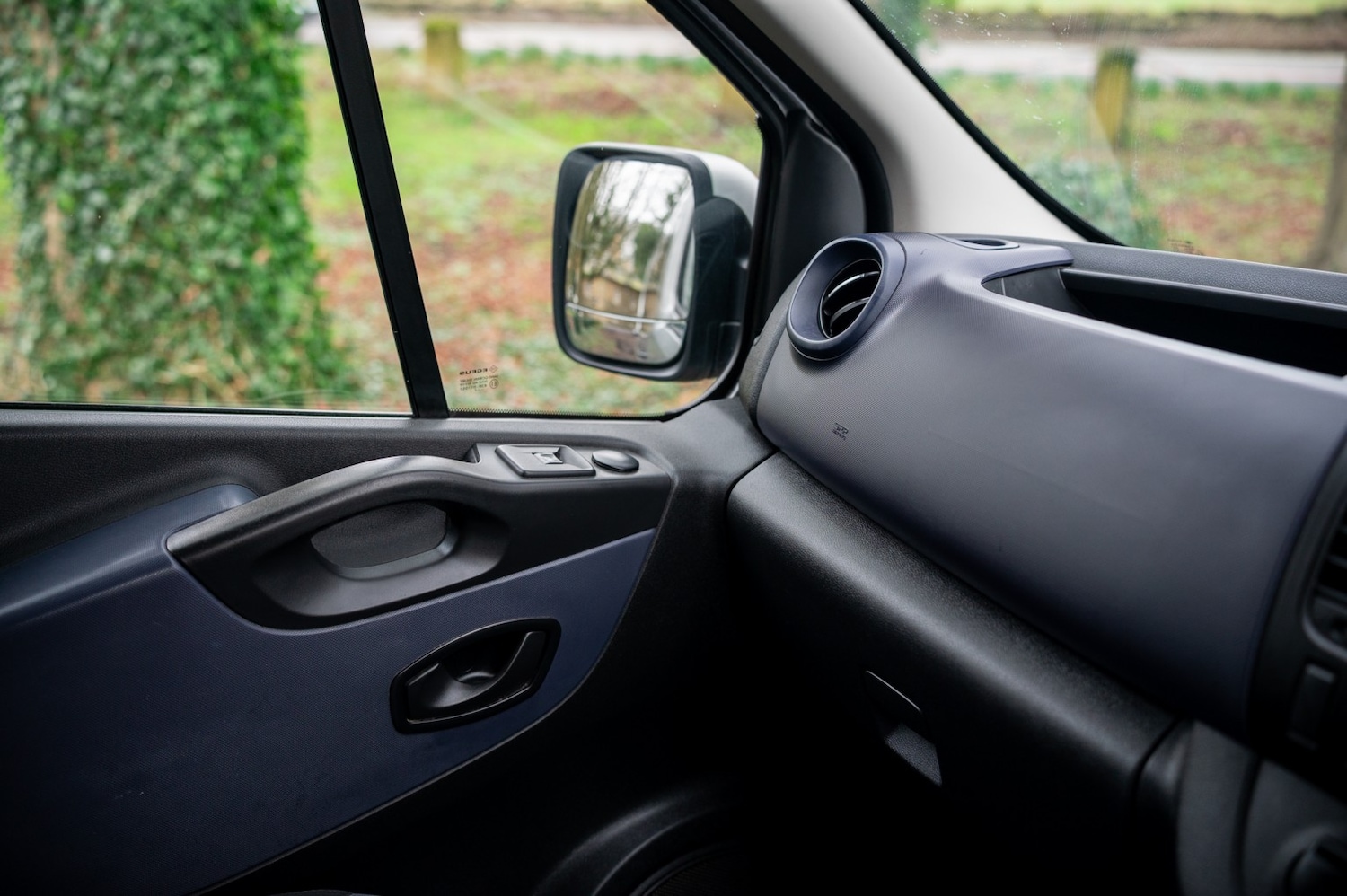 Used Vauxhall Vivaro 2017 for sale - 77595488: Photo 38