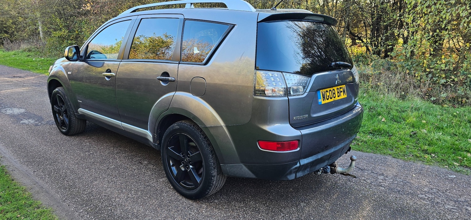 Used Mitsubishi Outlander 2008 for sale - 76347365: Photo 5