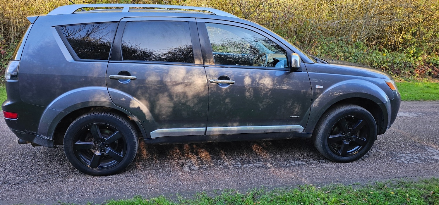 Used Mitsubishi Outlander 2008 for sale - 76347365: Photo 8