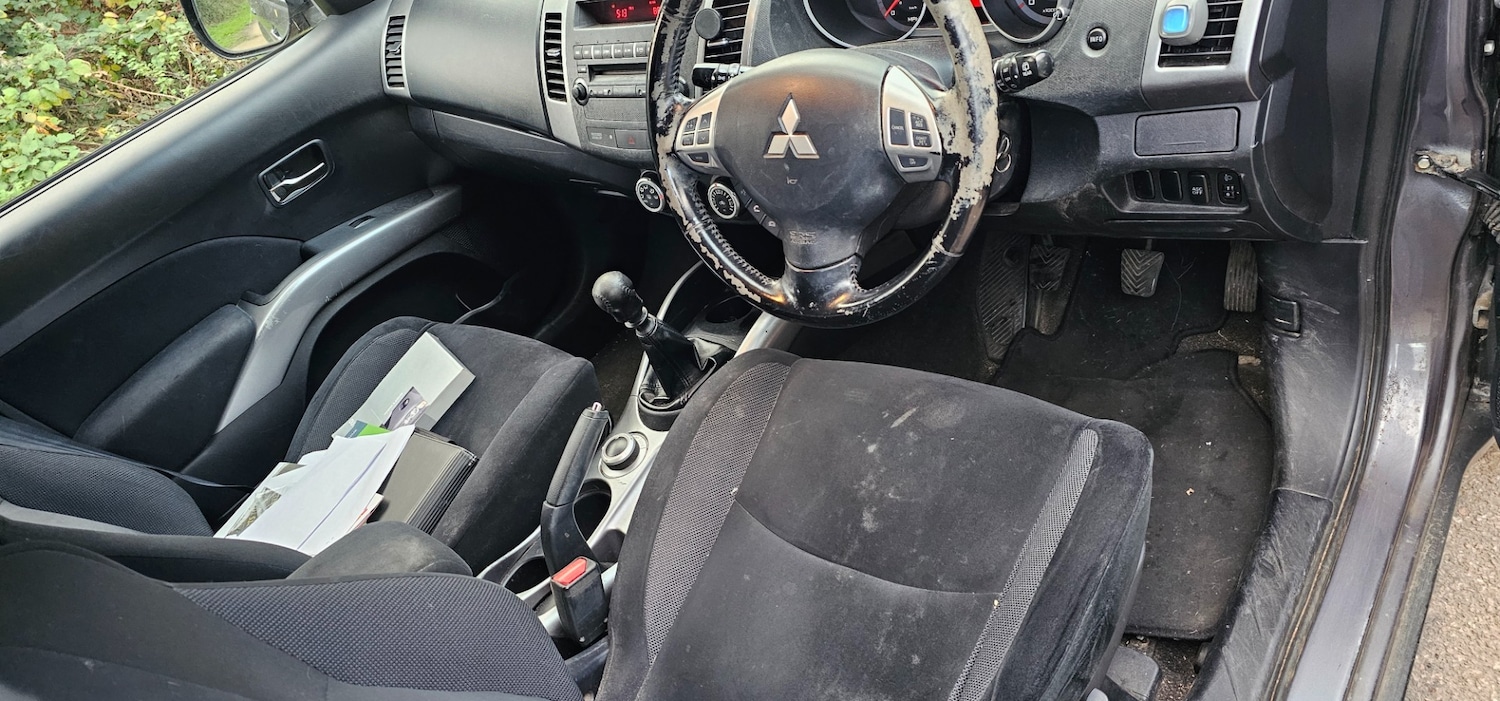 Used Mitsubishi Outlander 2008 for sale - 76347365: Photo 9