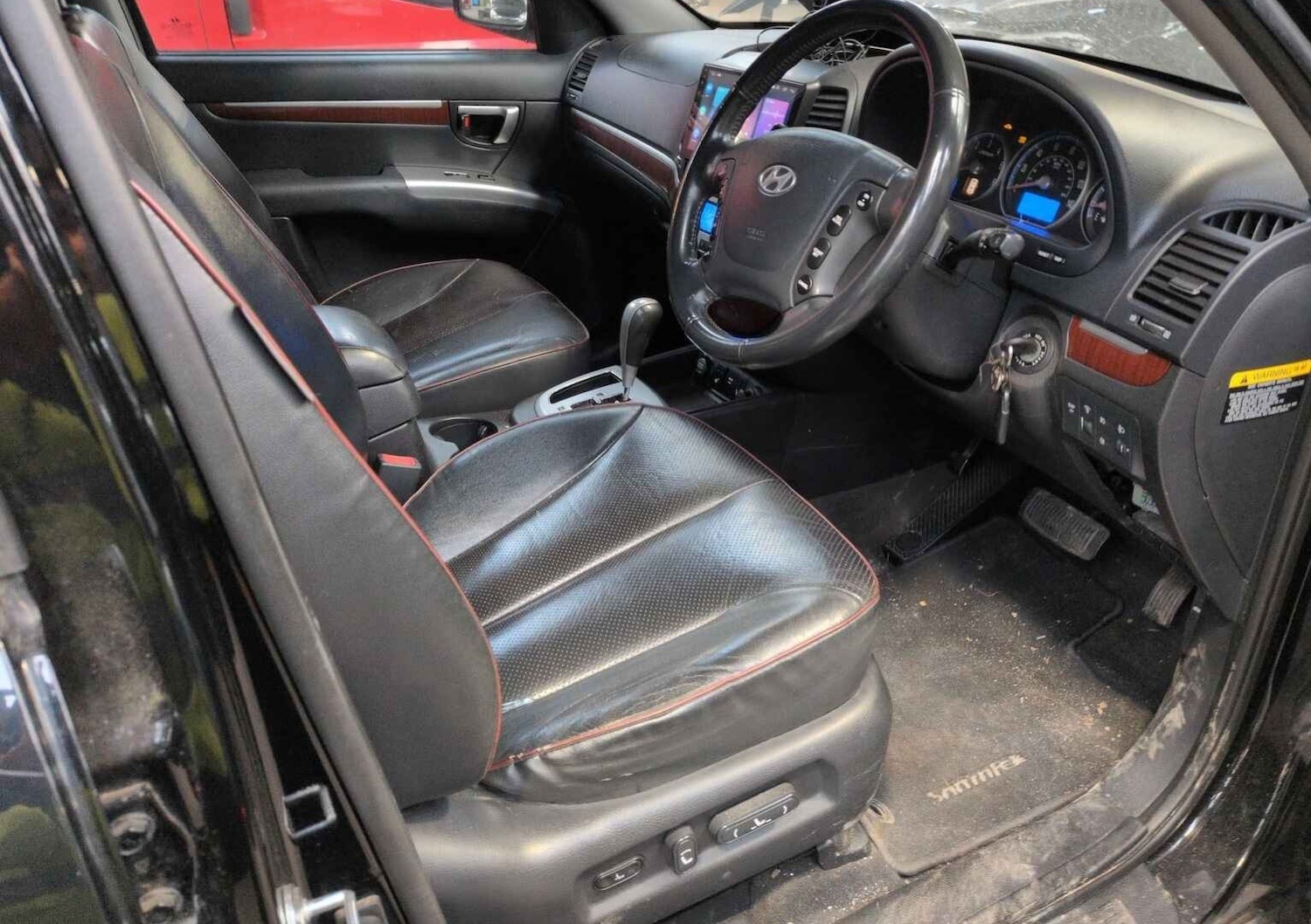 Used Hyundai Santa Fe 2008 for sale - 76238492: Photo 5