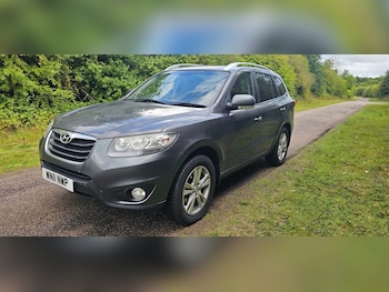 Used Hyundai Santa Fe 2011 for sale - 75835376: Photo