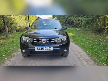 Used Dacia Duster 2015 for sale - 75963456: Photo