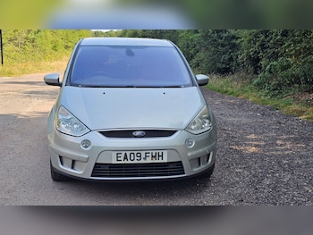 Used Ford S-Max 2009 for sale - 79241828: Photo