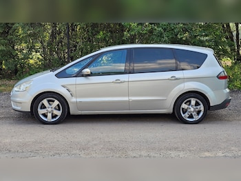 Used Ford S-Max 2009 for sale - 79241828: Photo