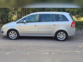 Used Vauxhall Zafira 2010 for sale - 79515803: Photo