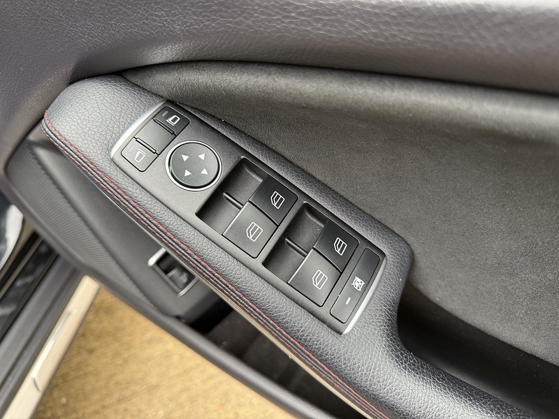 Used Mercedes-Benz GLA 2017 for sale - 77547800: Photo 29