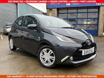 2015 - VVT-i x-pression 5-Door