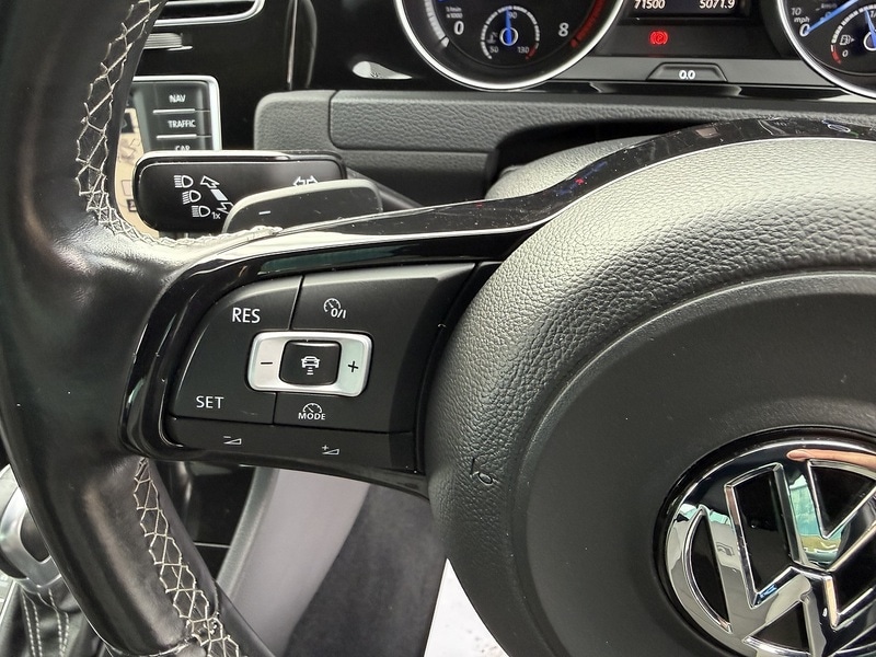 Used Volkswagen Golf 2017 for sale - 77260864: Photo 17