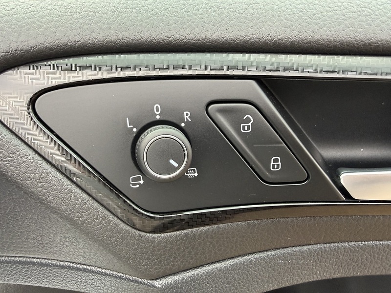 Used Volkswagen Golf 2017 for sale - 77260864: Photo 20