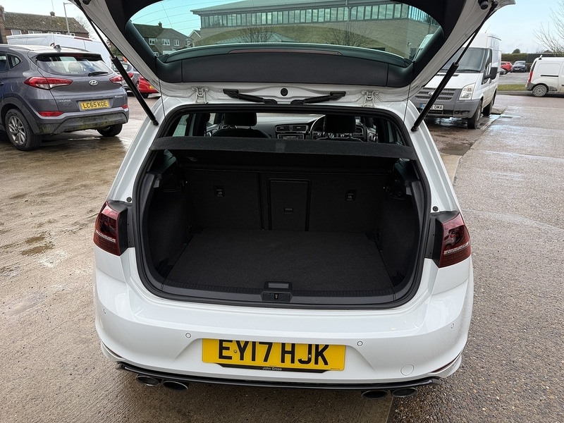 Used Volkswagen Golf 2017 for sale - 77260864: Photo 24