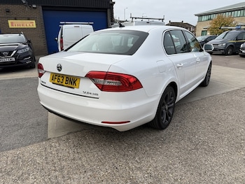 Used Skoda Superb 2013 for sale - 76119361: Photo 2