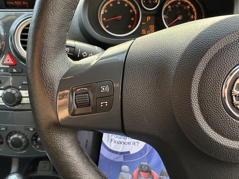 Used Vauxhall Corsa 2011 for sale - 77114214: Photo 28