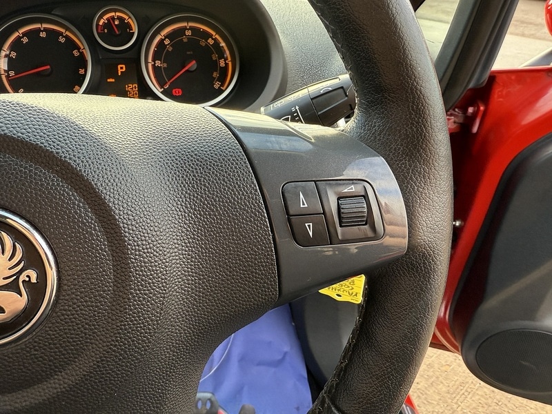 Used Vauxhall Corsa 2011 for sale - 77114214: Photo 29