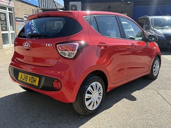 Used Hyundai i10 2018 for sale - 77937461: Photo
