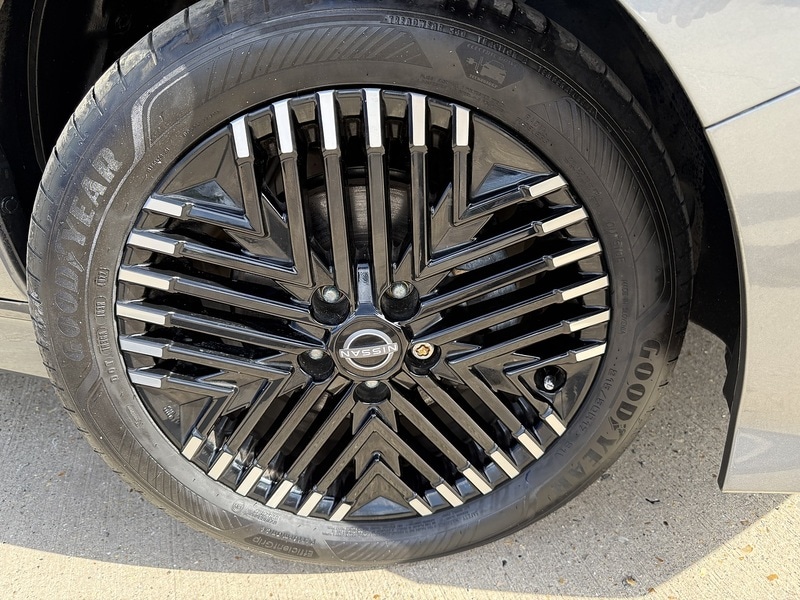 Used Nissan Leaf 2022 for sale - 76536255: Photo 7