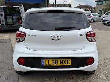 Used Hyundai i10 2018 for sale - 79526334: Photo