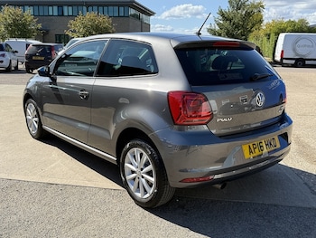 Used Volkswagen Polo 2016 for sale - 75823634: Photo