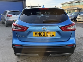 Used Nissan Qashqai 2018 for sale - 76946787: Photo